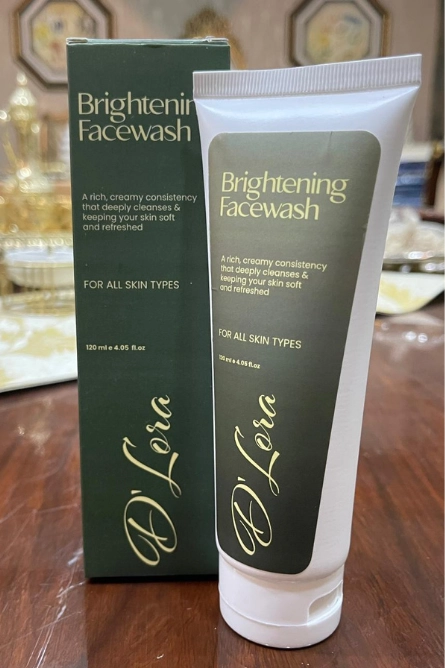 D’Lora Brightening Facewash – Deep Cleansing Face Wash for All Skin Types